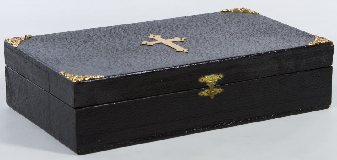 Last Rites Traveling Kit: Last Rites Traveling Kit Kit in traveling box includes a crucifix, a Holy Water bottle, candles, towel, cotton, spoon and a sacrament tray Length: 13.00 inches (box) Category: Decorative Arts > Object