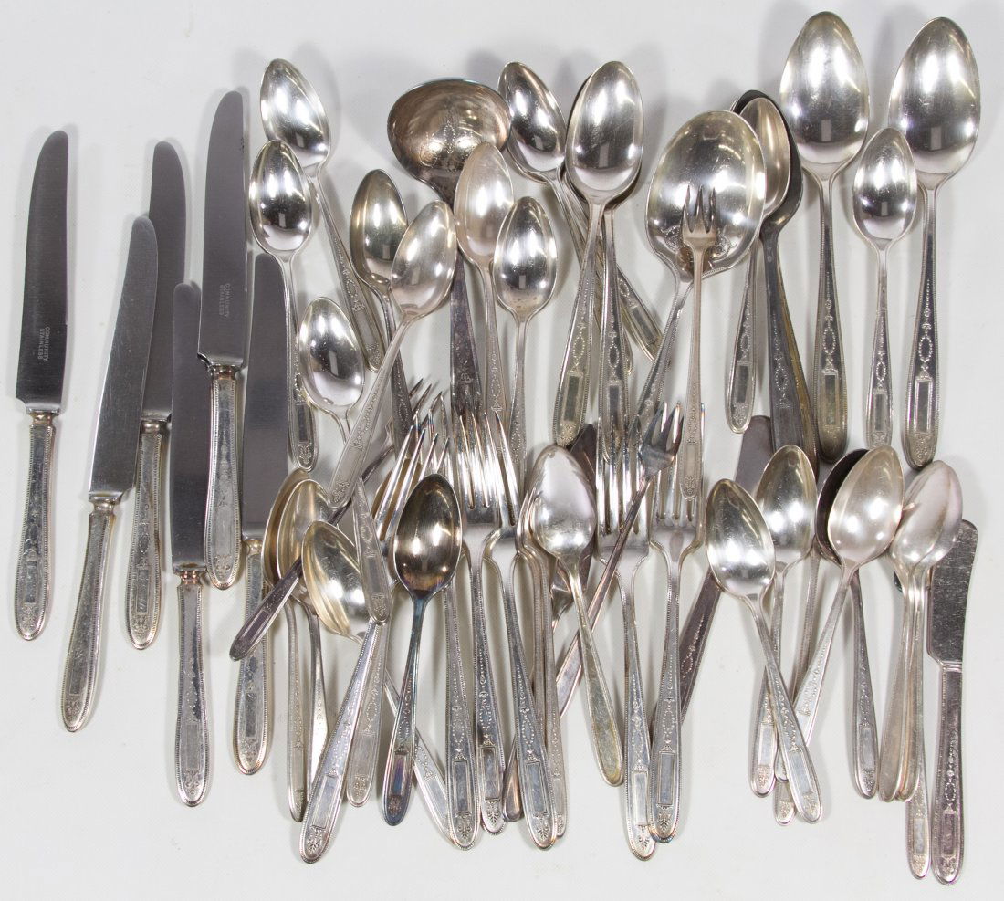 Community 'Grosvenor' Silverplate Flatware: Community 'Grosvenor' Silverplate Flatware Including forks, knives and spoons; together with Robeson carving knives in the original box, serving utensils and a nutmeg grater Length: 19.00 inches (carv