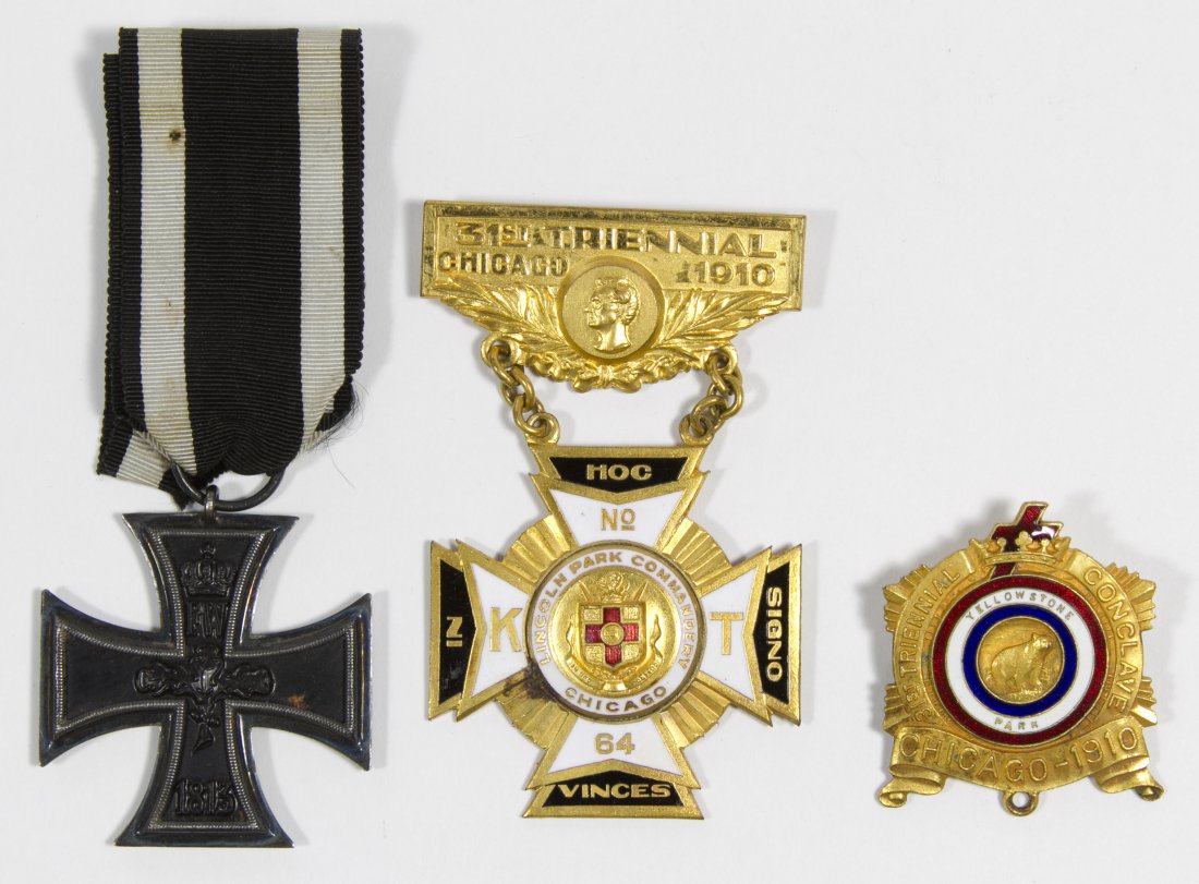 German Iron Cross and Fraternal Medal Assortment: German Iron Cross and Fraternal Medal Assortment Three items including two Knights Templar medals and a German Iron Cross medal Length: 6.50 inches (Iron Cross) Category: Military & Weapons > Medals S