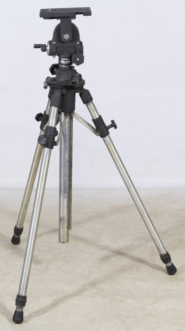 Majestic Model 1200 Tripod