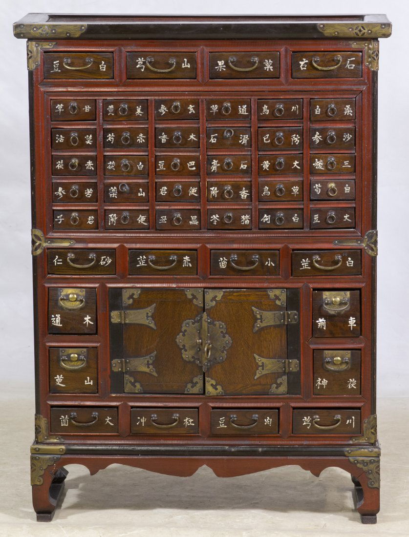 Korean Herbal Medicine Cabinet