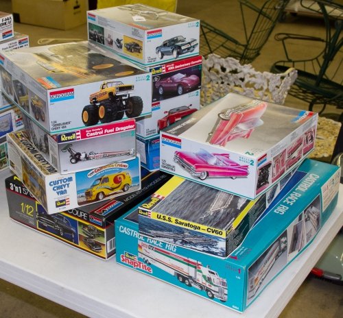 Model Vehicle and Ship Kit Assortment: Model Vehicle and Ship Kit Assortment Eleven kits including Castrol Race Rig, USS Saratoga, '57 Chevy and other classic cars Category: Toys and Dolls > Vintage Toys Shipping Status: Due to size, weigh