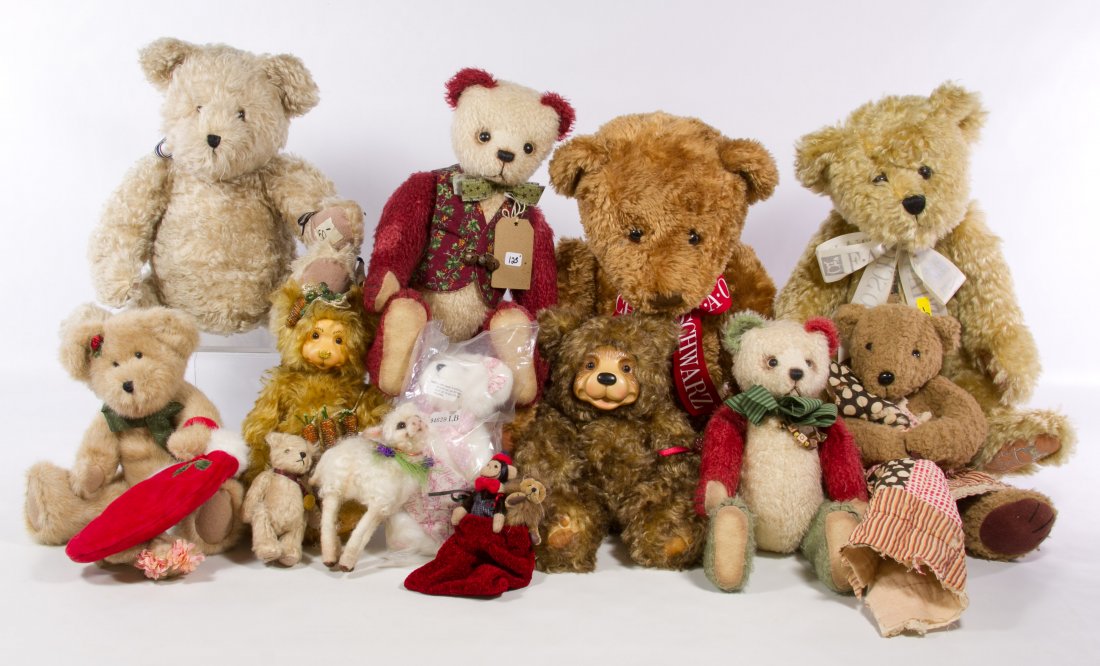Designer Bear Assortment: Designer Bear Assortment Twelve items including bears made by Boyds, FAO Schwarz, Raikes, Feltings by Mikki and Riffenberg Height: 23.00 inches (tallest) Category: Toys and Dolls > Modern Toys Shippin