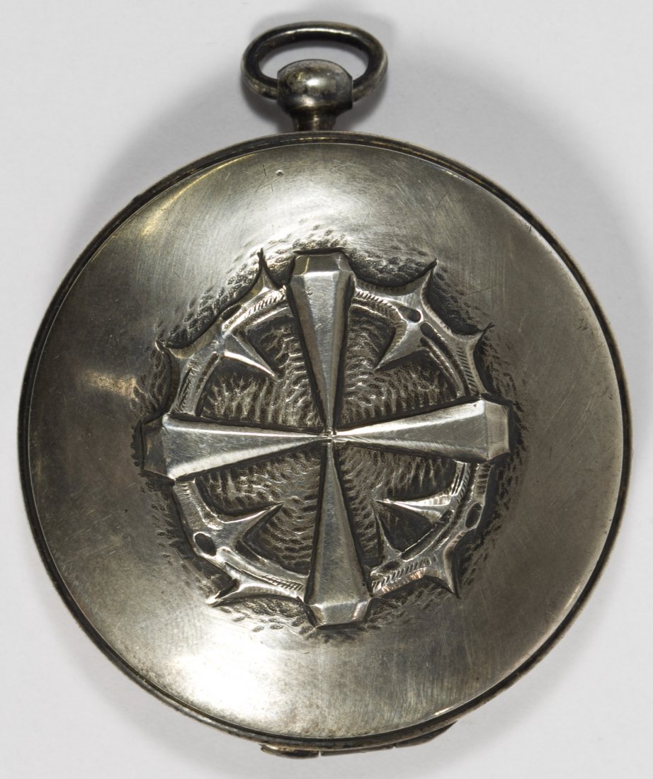 St. Etienne Sterling Silver Case: St. Etienne Sterling Silver Case 1932, having three stamped marks on the rims, dated June 29th, hammered design on the front cover Width: 2.00 inches Weight: 37.23 dwts. Category: Jewelry and Timepiec
