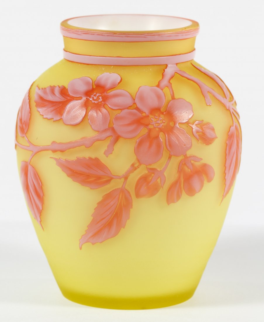 Thomas Webb & Sons Cameo Glass Vase: Thomas Webb & Sons Cameo Glass Vase Having three colors in yellow with white over red and a dogwood blossom motif Height: 3.00 inches Category: Glass > English Shipping Status: Leonard Auction, Inc. w