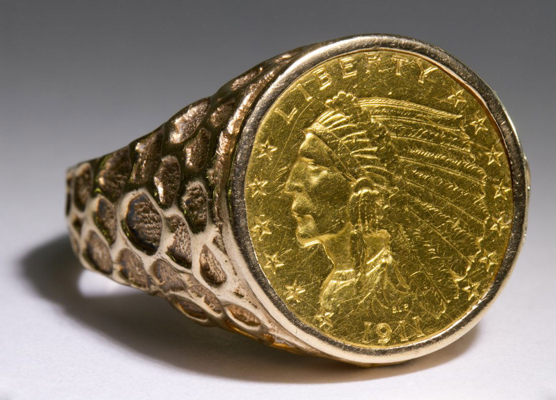 14k Gold Ring with $2 1/2 Gold Coin: 14k Gold Ring with $2 1/2 Gold Coin 1911 Indian Head 2 1/2 Dollar gold coin Size: 11.5 Weight: 9.21 dwts. (total weight) Category: Jewelry & Timepieces > 22k Gold Shipping Status: Leonard Auction, Inc
