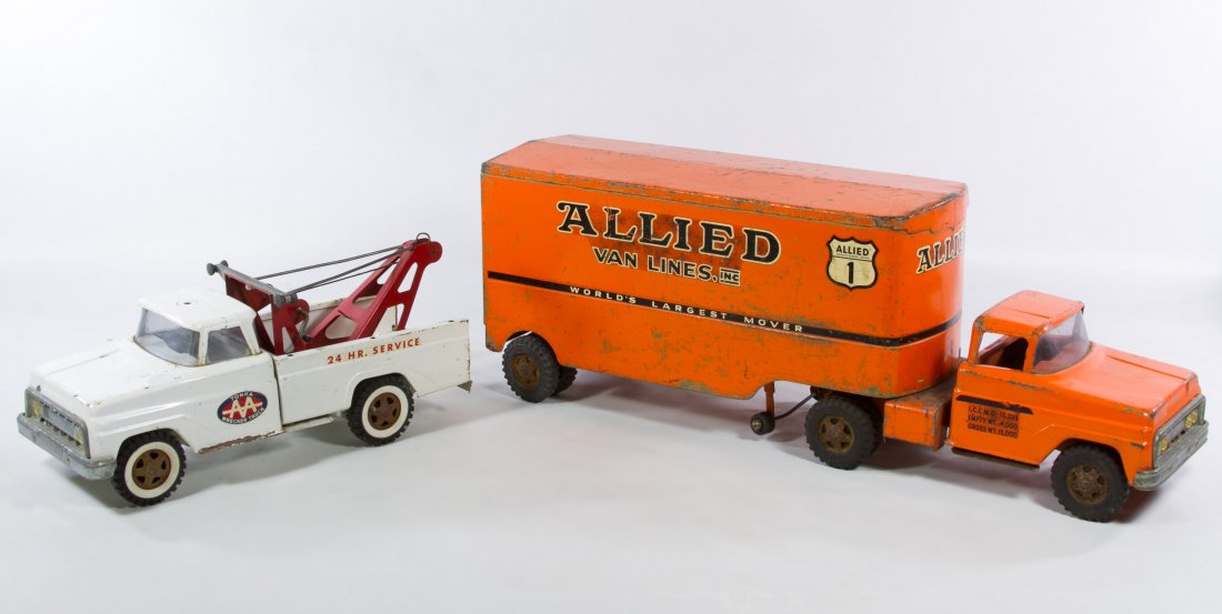 Allied Van Lines Toy Moving Truck: Allied Van Lines Toy Moving Truck Together with a white Tonka Wrecker Toy Truck Length: 22.50 inches (moving truck) Category: Toys and Dolls > Vintage Toys Shipping Status: Due to size, weight, value