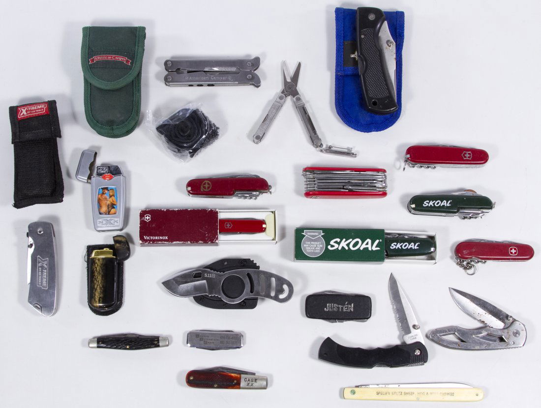 Pocket Knife Assortment: Pocket Knife Assortment Including box cutters and pocket knives made in China; together with a Schrade Walden straight razor and a XXX lighter Length: 6.00 inches (longest unfolded blade) Category: Sp