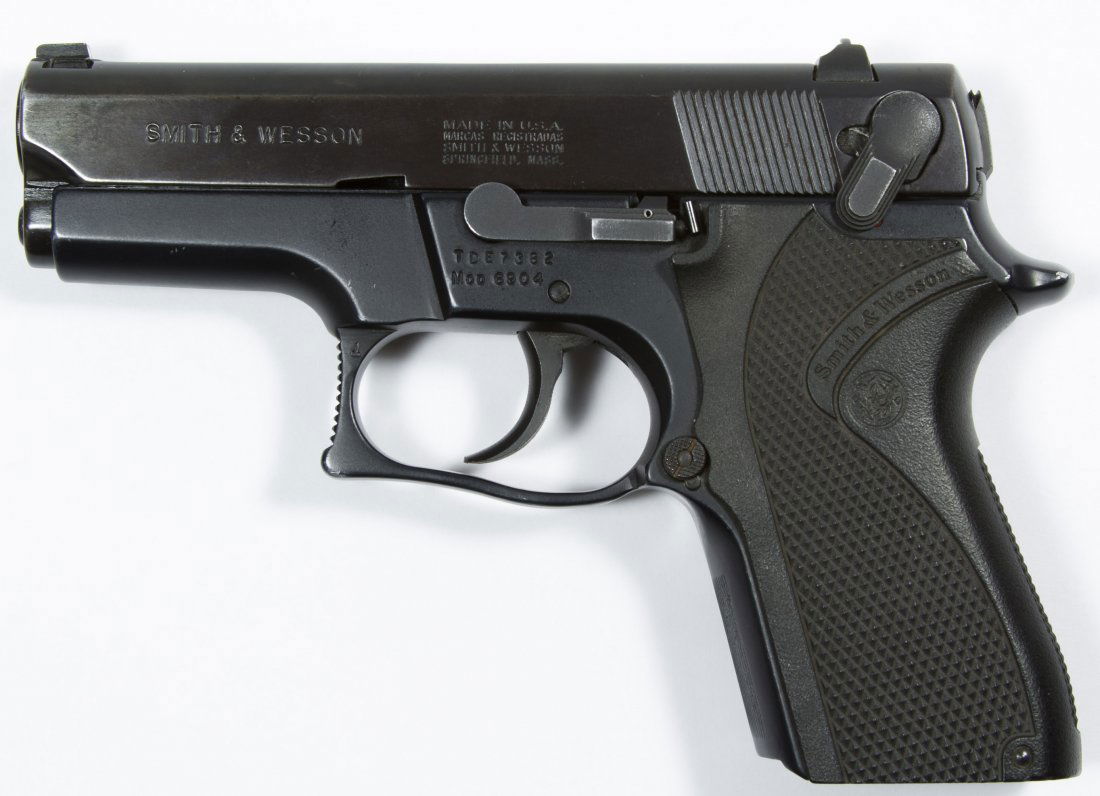 Smith & Wesson Model 6904 9mm SemiAutomatic Pistol