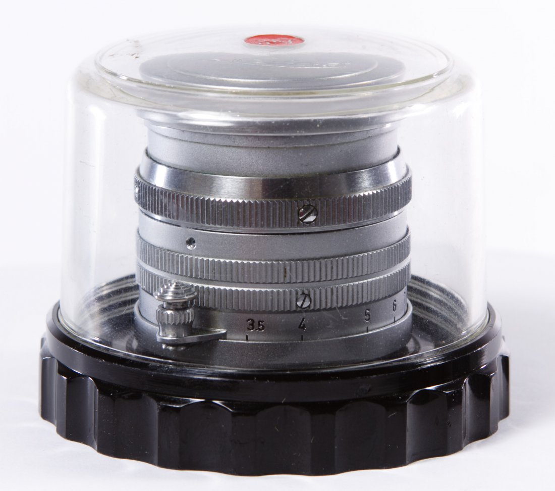 Leica Ernst Leitz Summarit Lens: Leica Ernst Leitz Summarit Lens Serial #1418414, f=5cm lens; together with plastic Leica case Length: 2.00 inches (lens) Category: Cameras & Electronics > Cameras Shipping Status: Leonard Auction, Inc