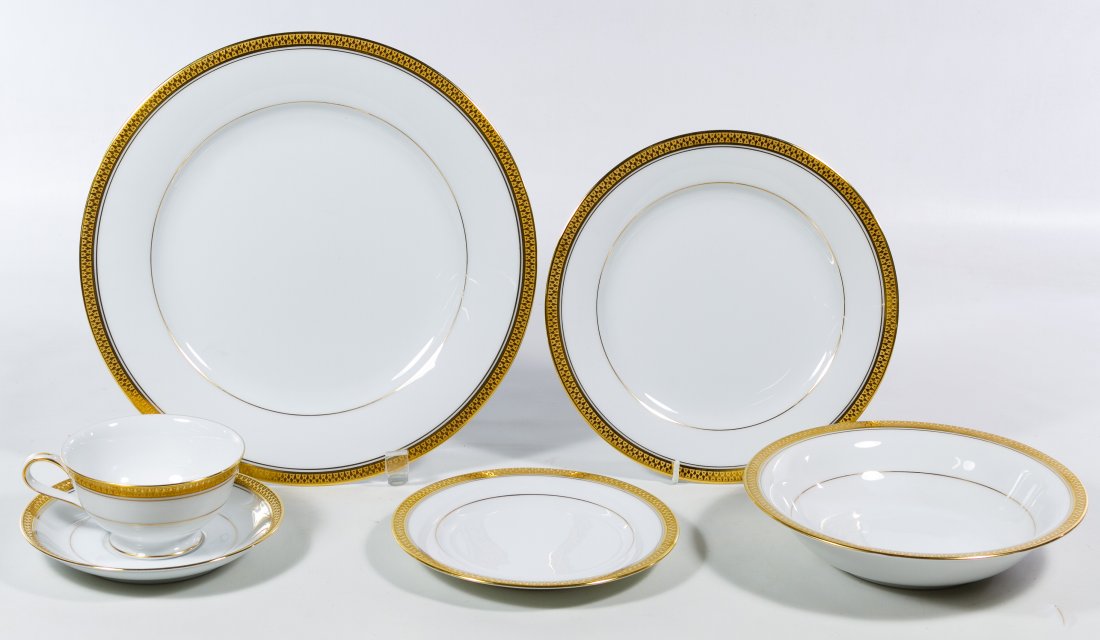 Noritake 'Goldridge' China Set: Noritake 'Goldridge' China Set Seventy-seven pieces including (11) dinner plates, (11) salad plates, (10) bread plates, (12) soup bowls, (15) coffee cups and (17) saucers Diameter: 10.50 inches (dinne