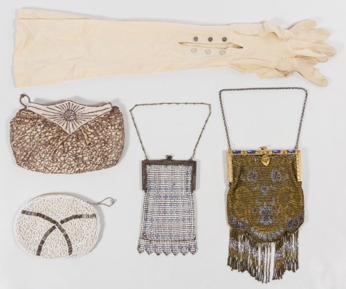Beaded and Mesh Purse Assortment: Beaded and Mesh Purse Assortment Four purses including one with a partial Whiting and Davis label; together with silk opera gloves Length: 7.00 inches (purse) Category: Clothing & Accessories > Purses