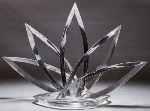 Hivo Van Teal (American, 20th Century) Lucite Sculpture: Hivo Van Teal (American, 20th Century) Lucite Sculpture c.1970, etched signature on the base Height: 19.00 inches, Width: 28.00 inches Category: Fine Art > Sculpture Shipping Status: Due to size, weig