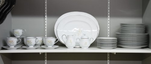 Noritake Ireland 'Anticipation' China Service: Noritake Ireland 'Anticipation' China Service Service for 10 including dinner plates, salad plates, bread and butter plates, cups and saucers as well as cream, sugar, (2) platters and an extra saucer 