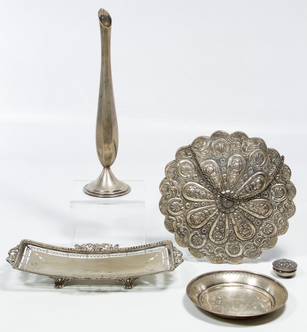 European (.900) and (.800) Silver Object Assortment: European (.900) and (.800) Silver Object Assortment Five items including a (.900) silver hanging mirror, (.900) silver bud vase, (.800) silver pill box, (.800) silver plate and (.800) silver footed tr