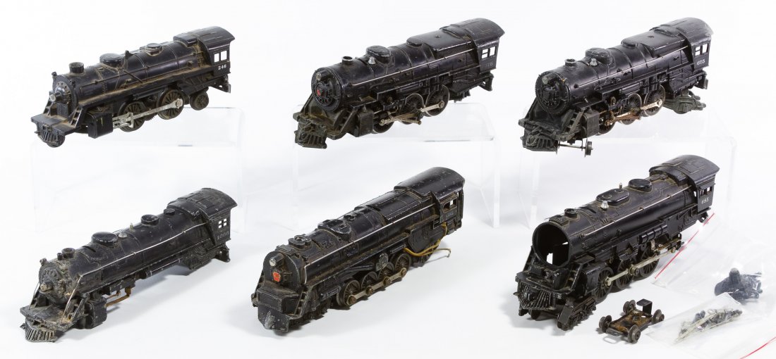 Lionel Engine Assortment: Lionel Engine Assortment Including engines and engine parts #681, 246, 1666, (2) 675 and 685 Length: 10.50 inches Category: Toys and Dolls > Vintage Trains Shipping Status: Due to size, weight, value 