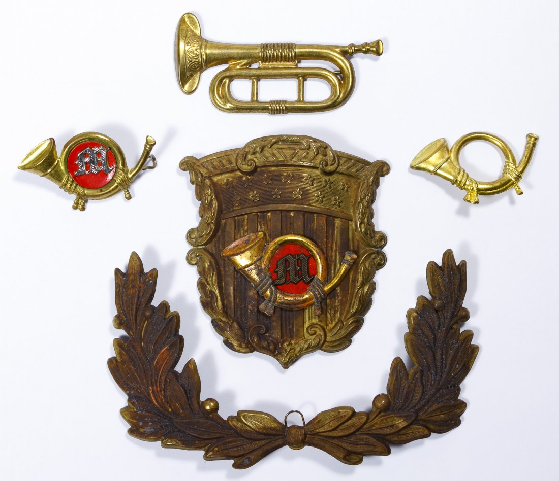 Post Civil War US Marine, Infantry and Dragoon Badge: Post Civil War US Marine, Infantry and Dragoon Badge Assortment Including a brass Marine Corps two part shako plate with shield and wreath, a Dragoon mounted rifle trumpet and two infantry horn pins L