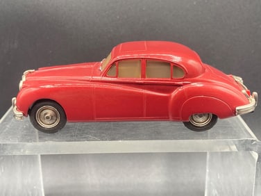 Gems & Cobwebs 1/43 1959 Jaguar MK IX Die Cast