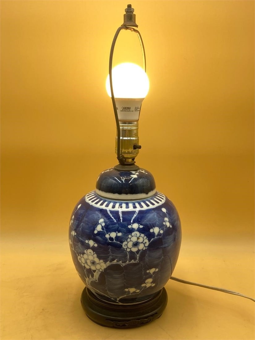 Porcelain Asian Ginger Jar Lamp (1 of 7)