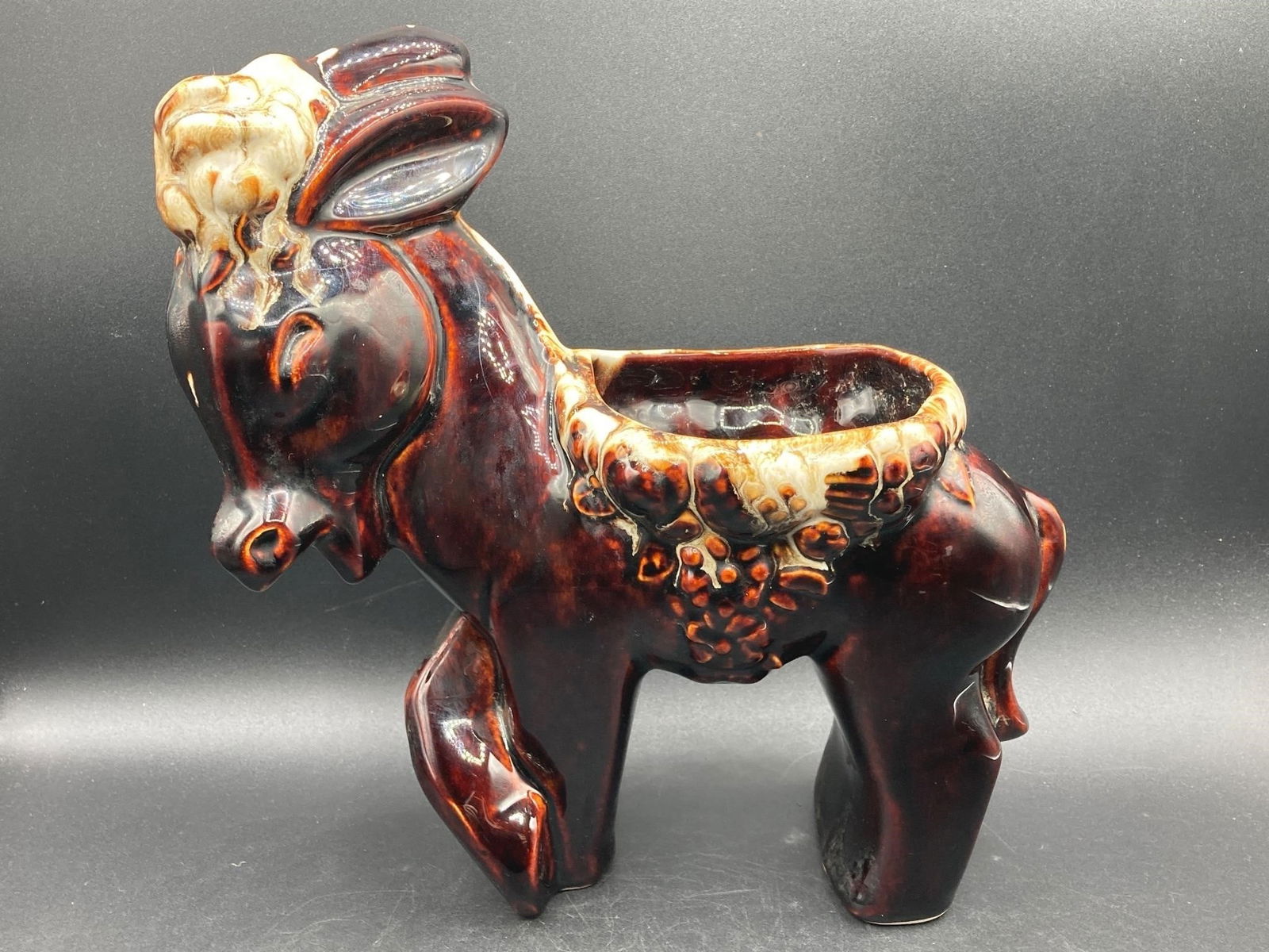 McCoy Pottery MCM Drip Glaze Donkey Vase (1 of 6)