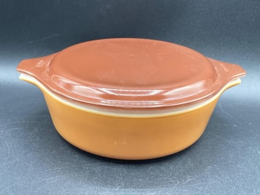 Vintage Pyrex Old Orchard 1pt Casserole Dish
