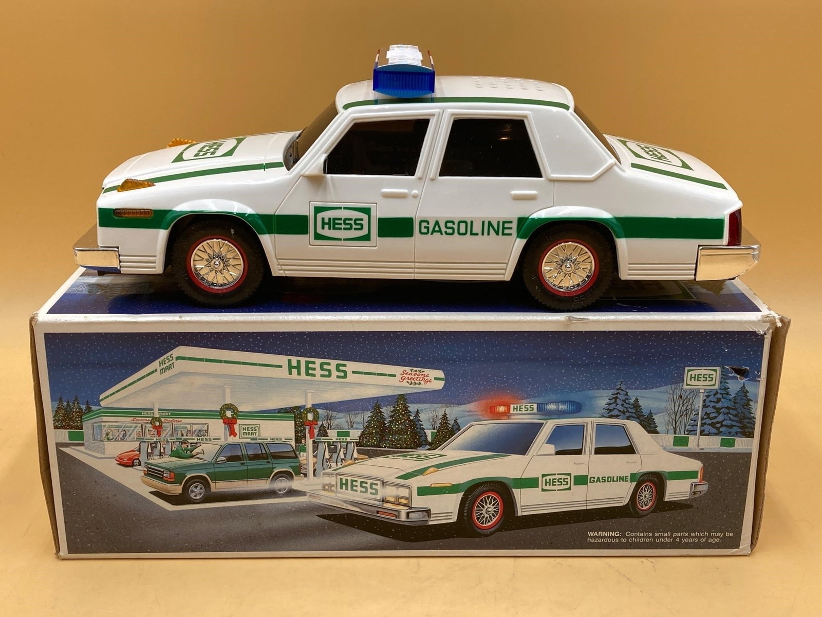 Vintage 1993 Hess Patrol Car Toy: Vintage 1993 Hess patrol car toy with original box. Features battery powered lights and sirens. Toy is in good physical condition. Electronic functions not tested.Measurements: 5" W, 12" L, 5" H Inche
