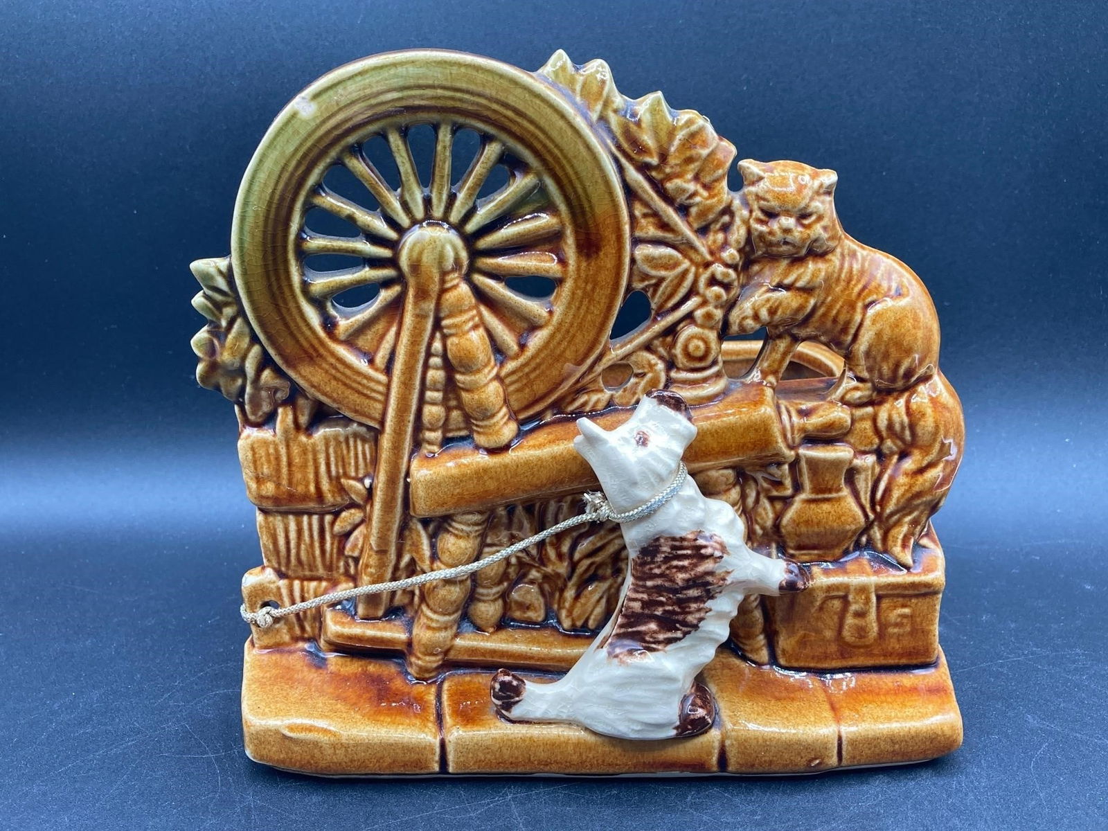 Vintage McCoy Pottery porcelain loom wheel planter. Features loom wheel, Scottie dog and cat designs (1 of 9)