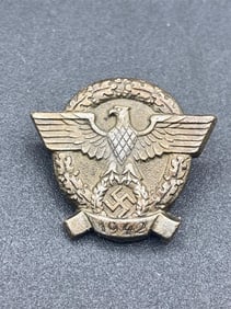 1942 German WWII Police Donation Tinnie Badge