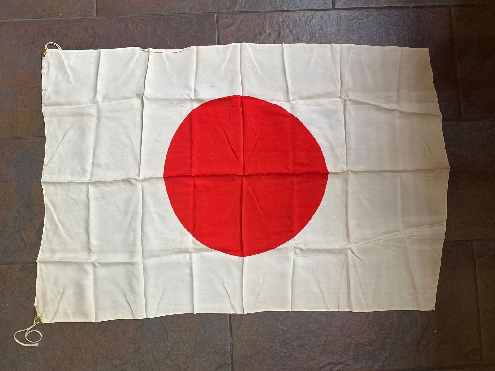 Vintage/Antique Japanese Flag: H 27" W 39" inches