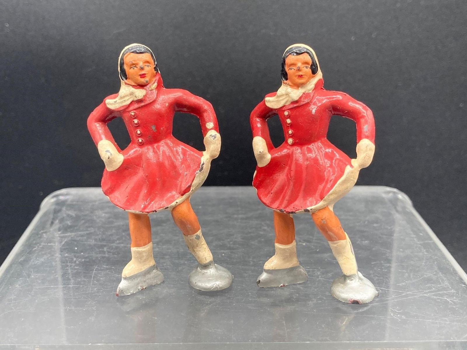 Vintage Barclay Lead Ice Skater Figures (1 of 7)