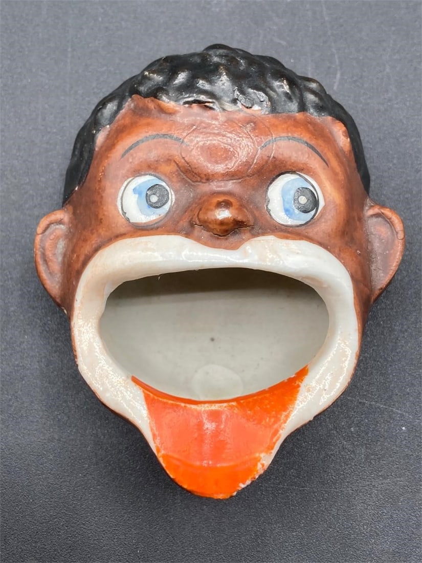 Vintage Black Americana Ashtray (1 of 5)