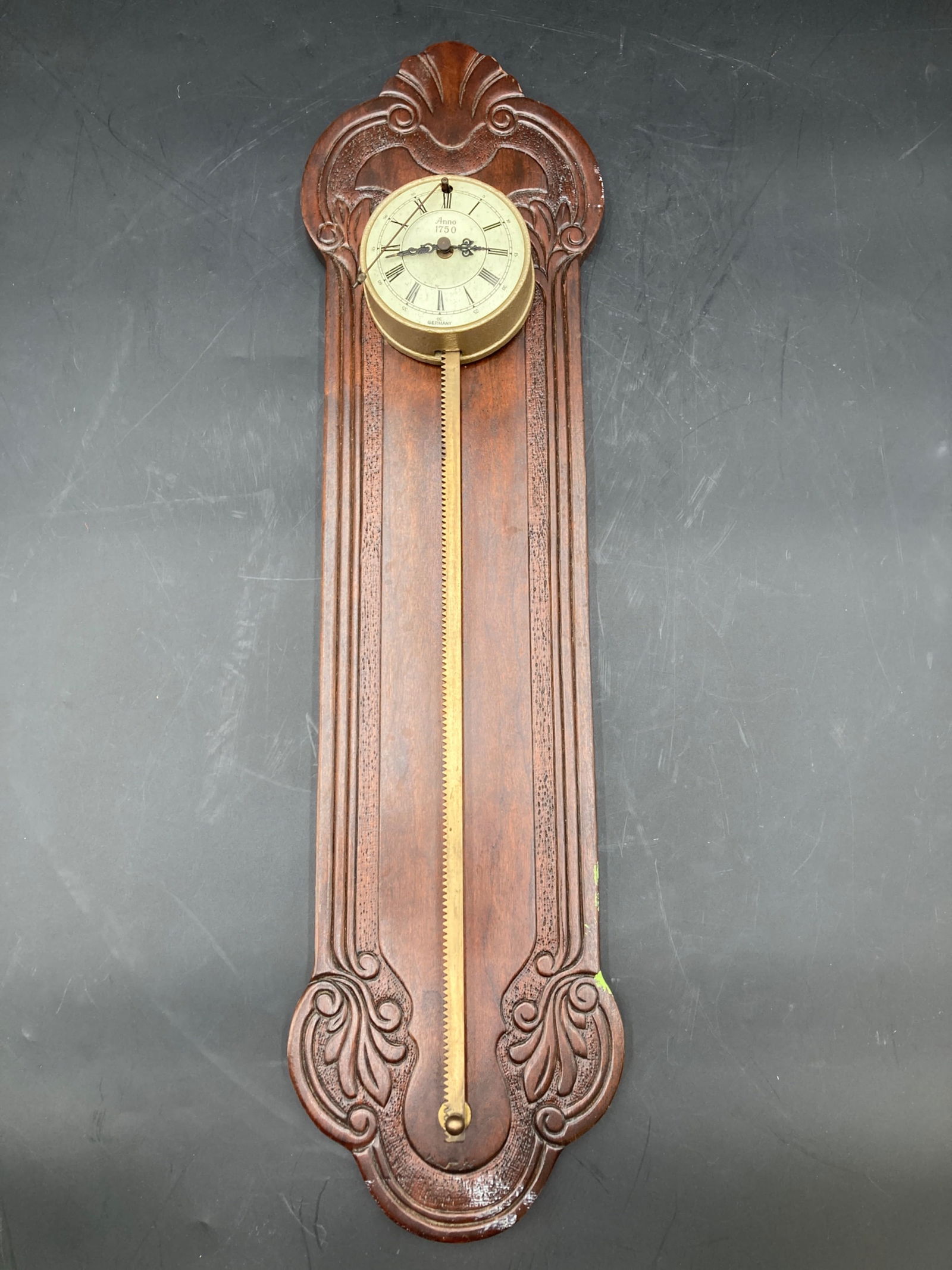 Colonial Manufacturing Sawtooth Gravity Clock (1 of 6)
