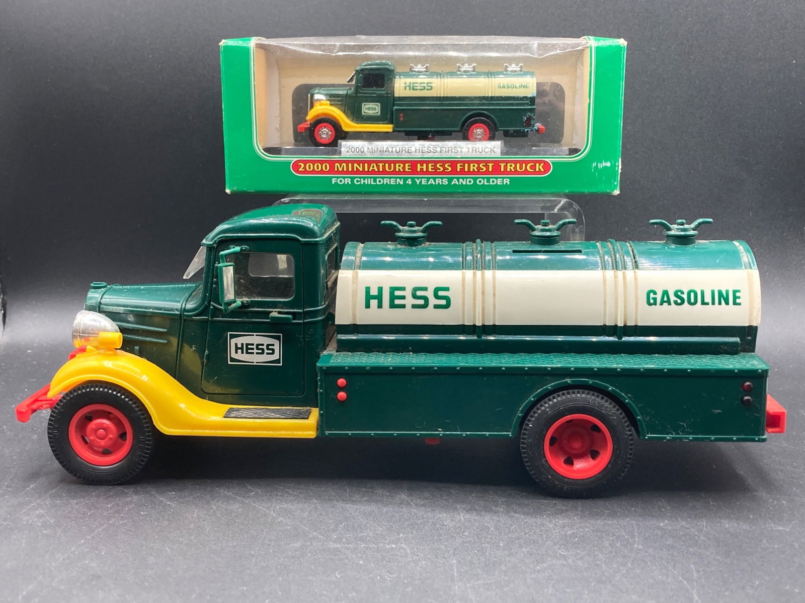 Hess First Truck Toy Set (1 of 7)