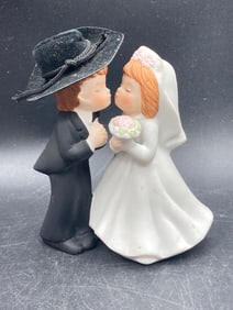 Lefton China Hand Bride And Groom Figurine