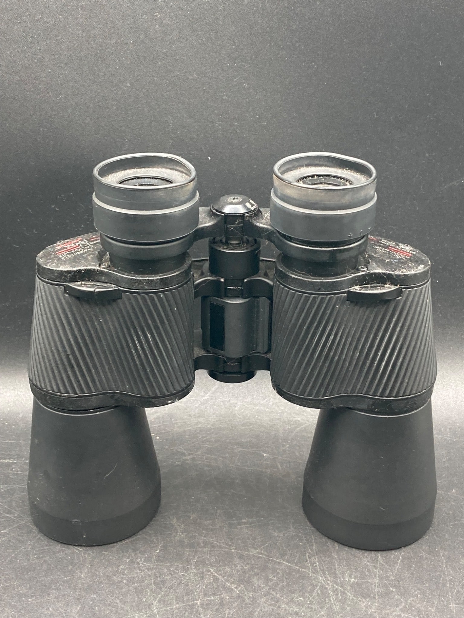 Tasco World Class 10×50 Binoculars with Wide Angle Vision (1 of 7)