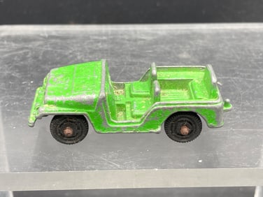 Vintage Tootsietoy Jeep Die Cast Toy, Green