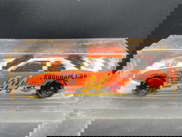 Racing Champions 1/64 NASCAR 1994 Hooters 500 Program Car Die-Cast