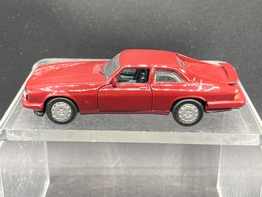 Detail Cars 1/43 Jaguar XJ-R Die-Cast Model