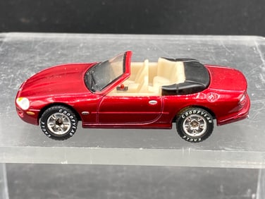 Matchbox 1/62 Jaguar XK8 Die Cast in Red