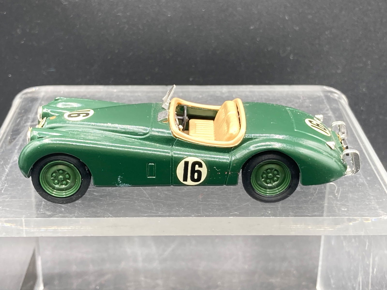 Brumm 1/43 Jaguar XK 120 R104 Die-Cast Model, Green (1 of 9)