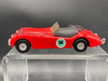Corgi 1:34 Jaguar XK120 Die-Cast Model Car with HKV500 Plates