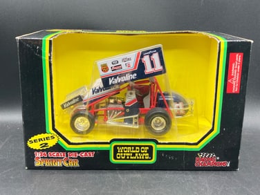 Racing Champions 1/24 World Of Outlaws Sprint Car Die Cast, NIB