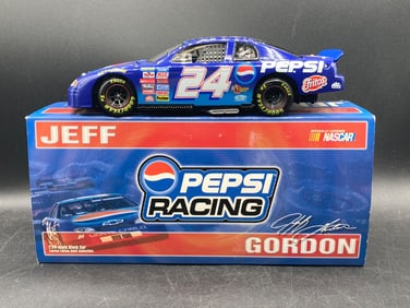 Action Racing 1/24 Jeff Gordon Pepsi NASCAR Die-Cast Model