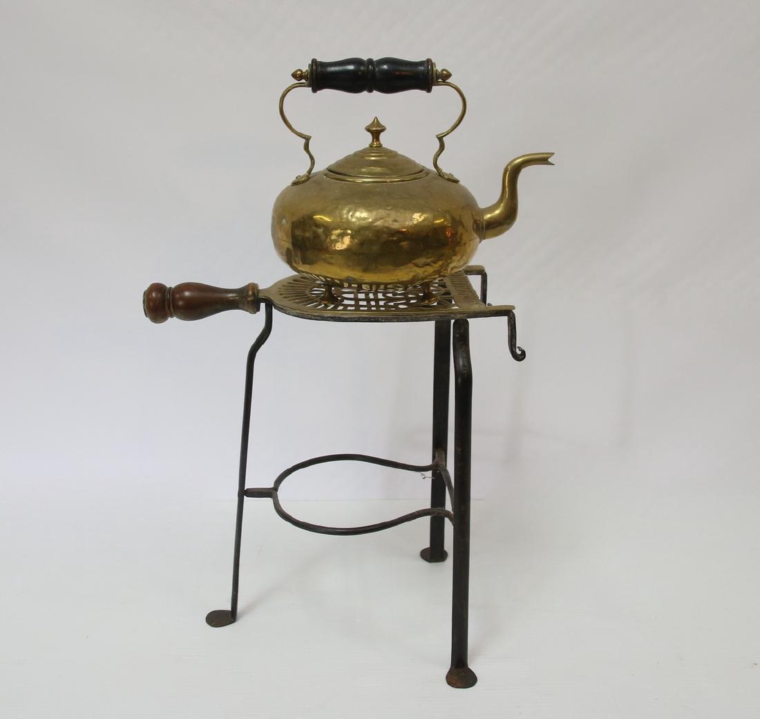 BRASS TEA POT AND TRIVET (1 of 4)