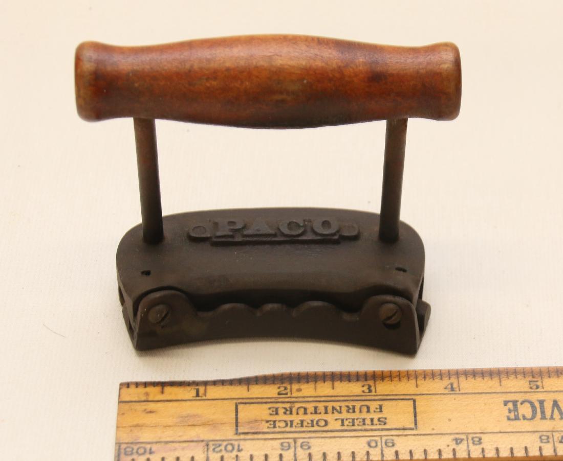 Hat iron, “PACO” movable brim edge (1 of 3)