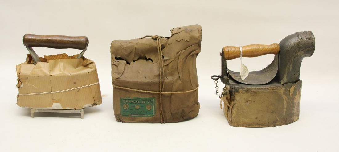 New Old Stock.. 3 Charcoal Box Iron: New Old Stock.. 3 Charcoal Box Iron Dimensions: