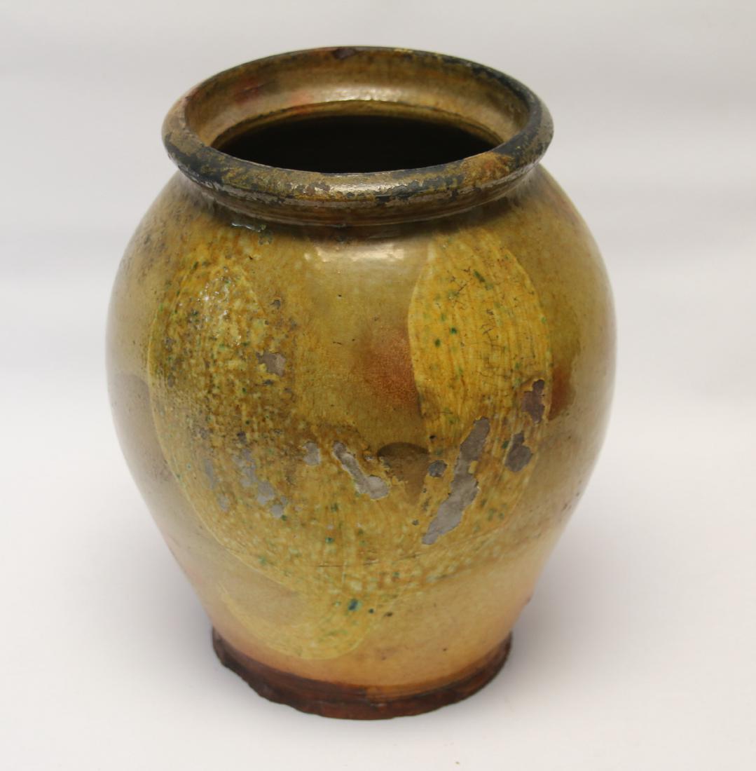REDWARE OVOID JAR (1 of 4)