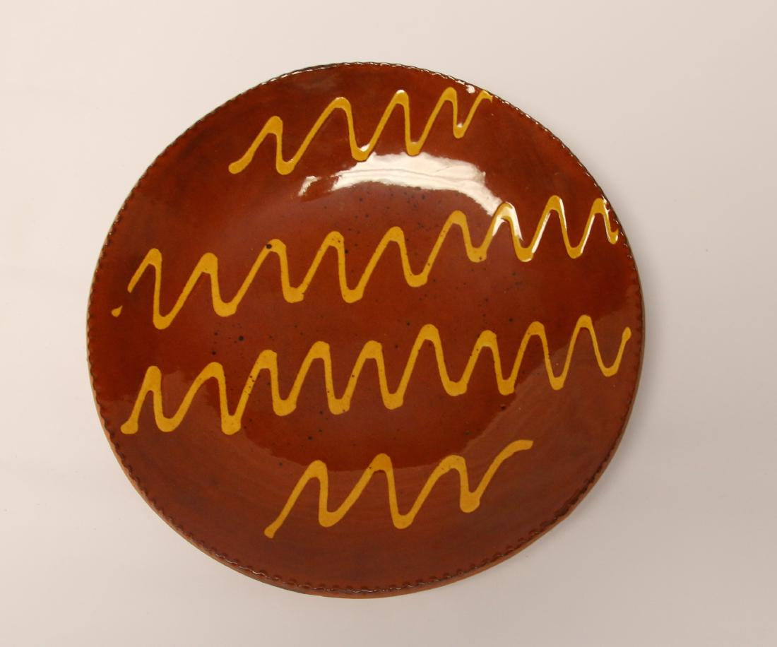 BREININGER REDWARE PIE PLATE (1 of 2)