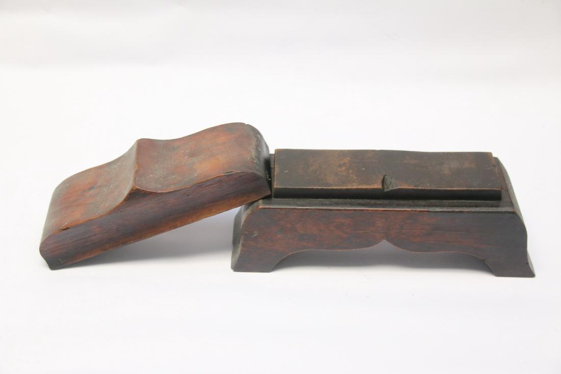 19TH CENTURY WHETSTONE: IN CARVED WOODEN CASE 9 1/2" X 4 3/4"