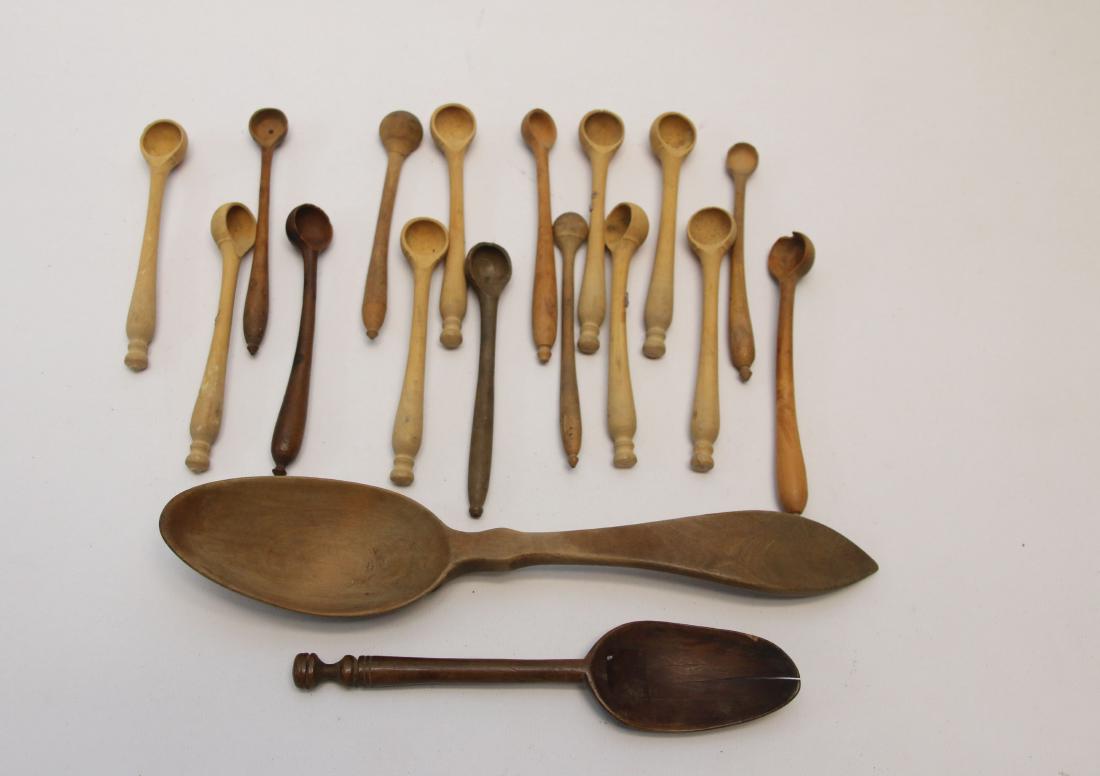 GROUP LOT OF WOODEN WARE (1 of 1)